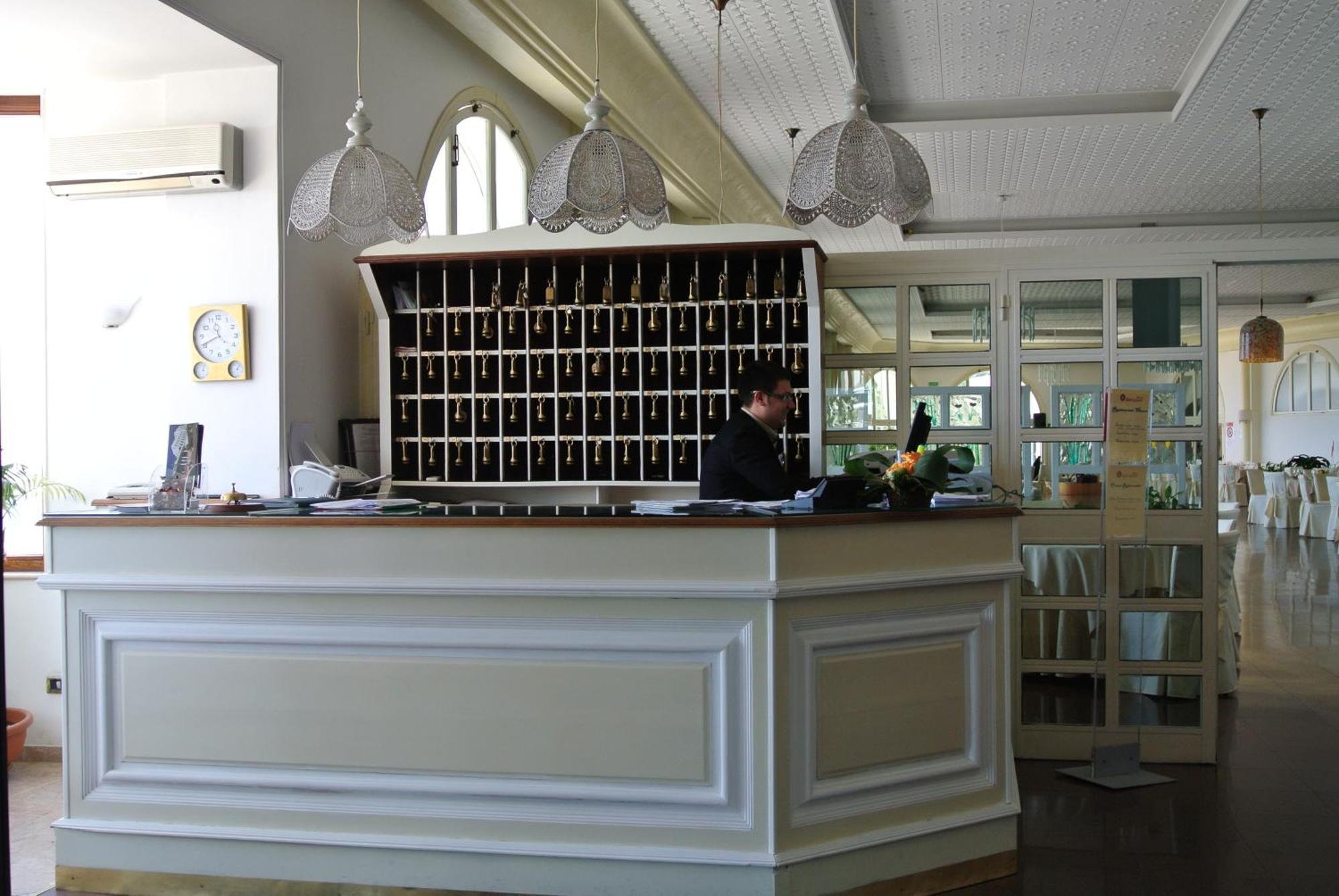 Hotel Incanto Ostuni Εξωτερικό φωτογραφία
